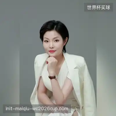杨露建
